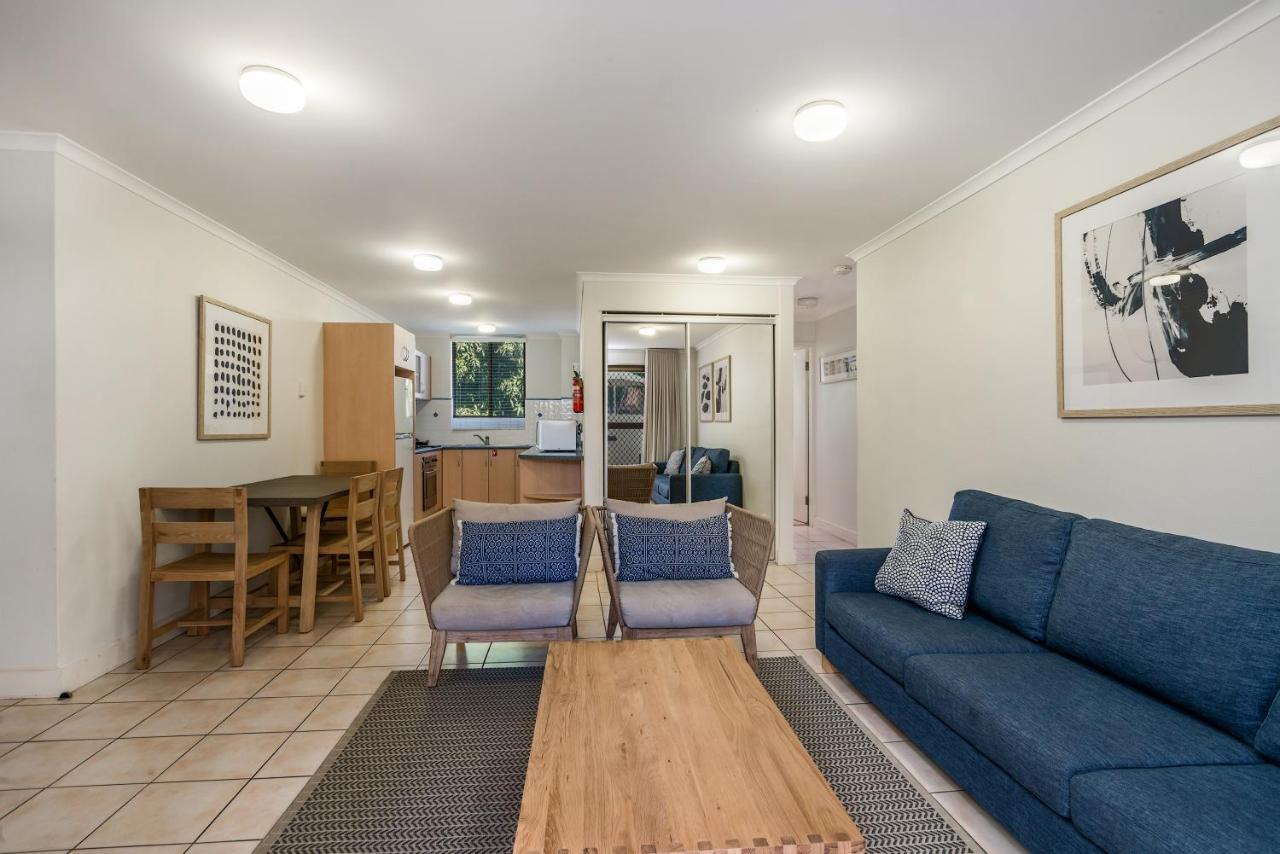 ביירון ביי Bayview Beachfront Apartments, In Town Right On The Beach מראה חיצוני תמונה