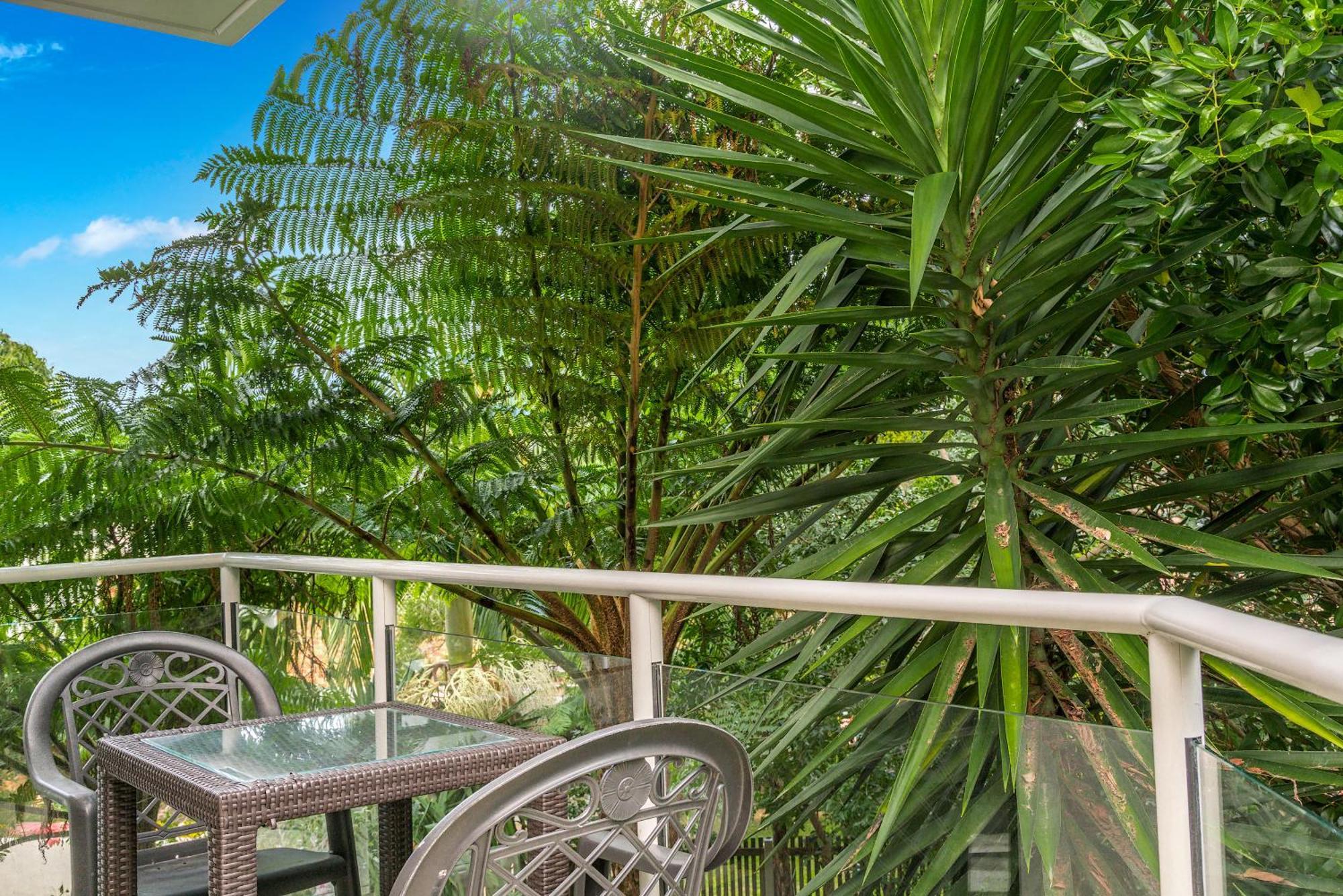 ביירון ביי Bayview Beachfront Apartments, In Town Right On The Beach מראה חיצוני תמונה