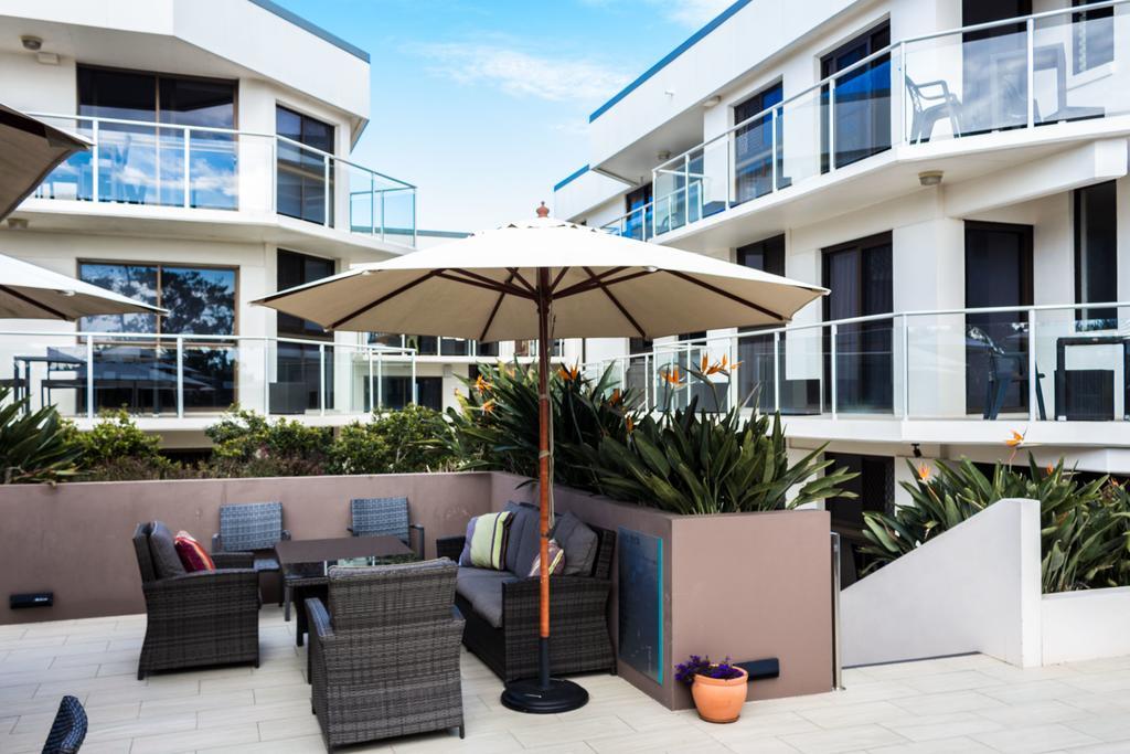 ביירון ביי Bayview Beachfront Apartments, In Town Right On The Beach מראה חיצוני תמונה