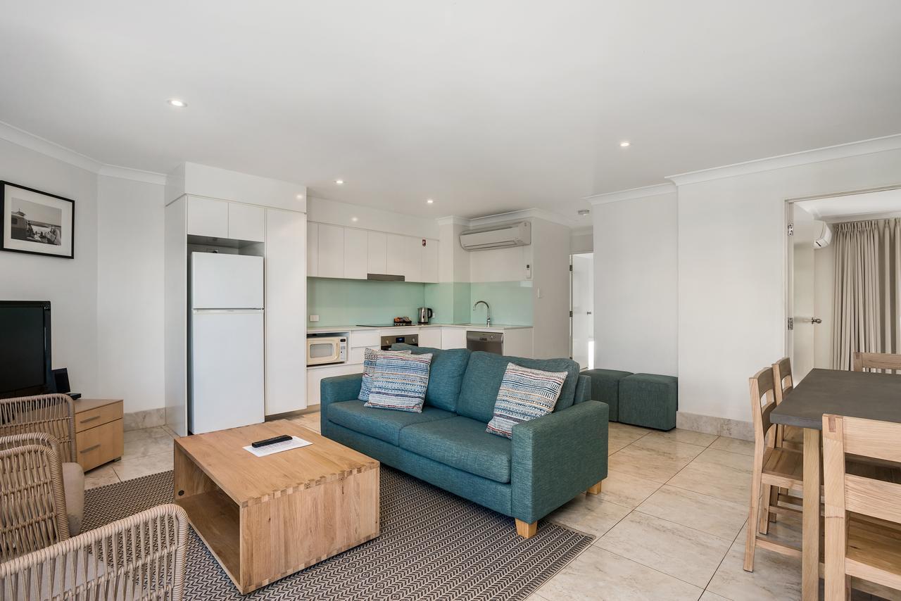 ביירון ביי Bayview Beachfront Apartments, In Town Right On The Beach מראה חיצוני תמונה
